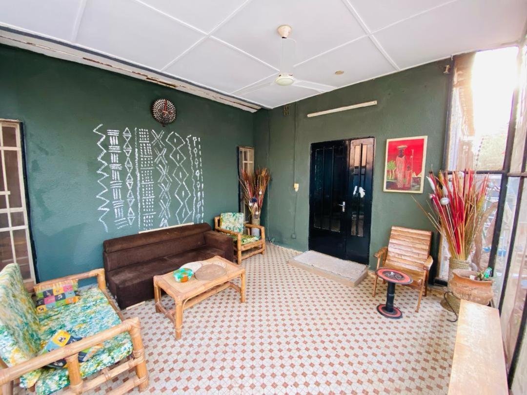 Villa Tenko Ουαγκαντουγκού Εξωτερικό φωτογραφία