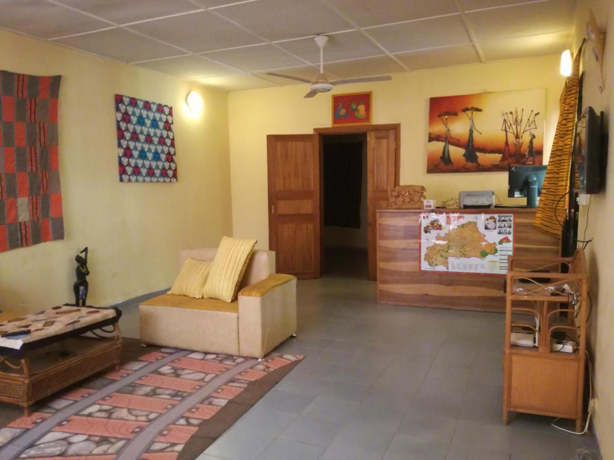 Villa Tenko Ουαγκαντουγκού Εξωτερικό φωτογραφία